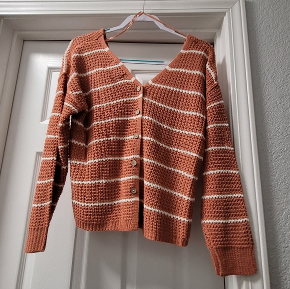 Sweater - Picture 2 of 3